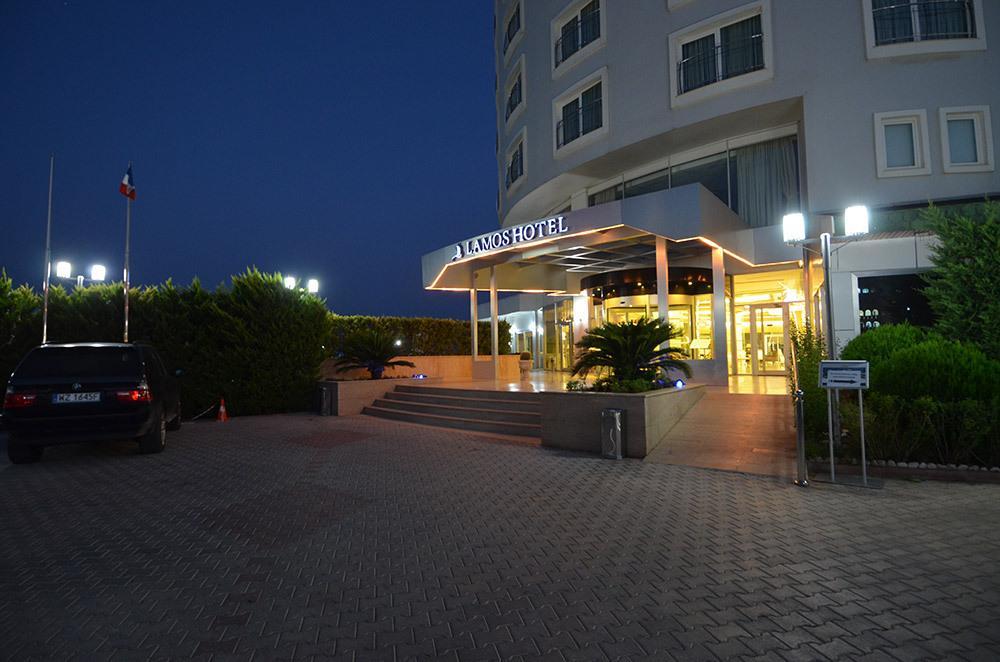 Lamos Resort Hotel & Convention Center Kumkuyu Buitenkant foto