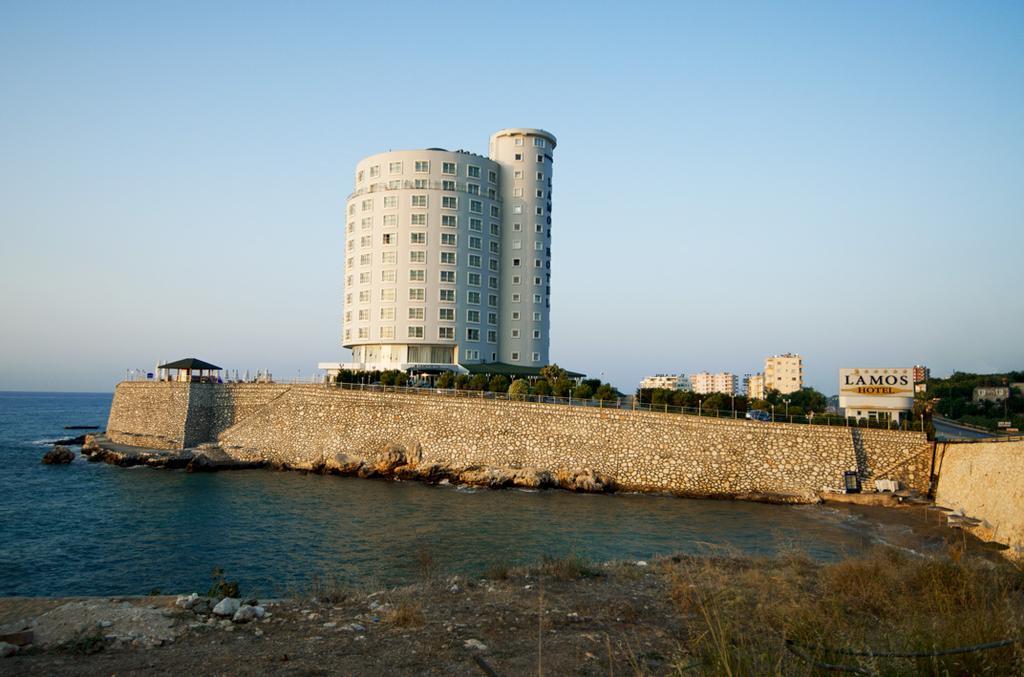 Lamos Resort Hotel & Convention Center Kumkuyu Buitenkant foto