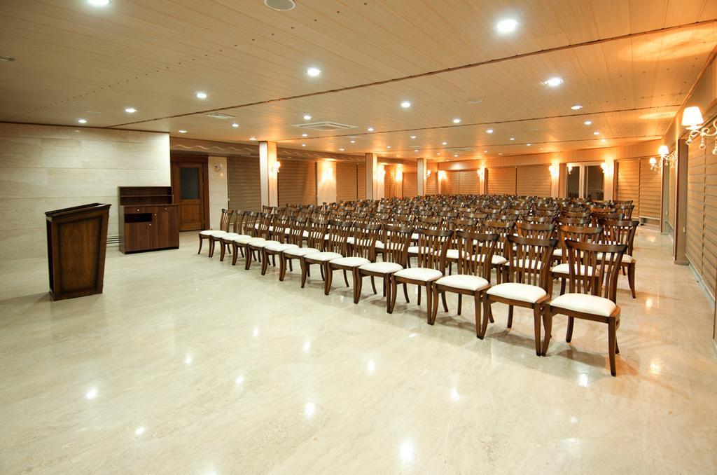 Lamos Resort Hotel & Convention Center Kumkuyu Buitenkant foto